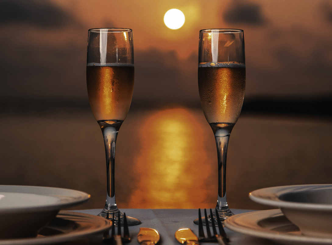 Promotional image for Valentine's Date Ideas blog