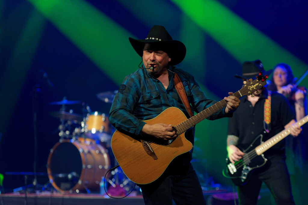 Garth Brooks Tribute Band